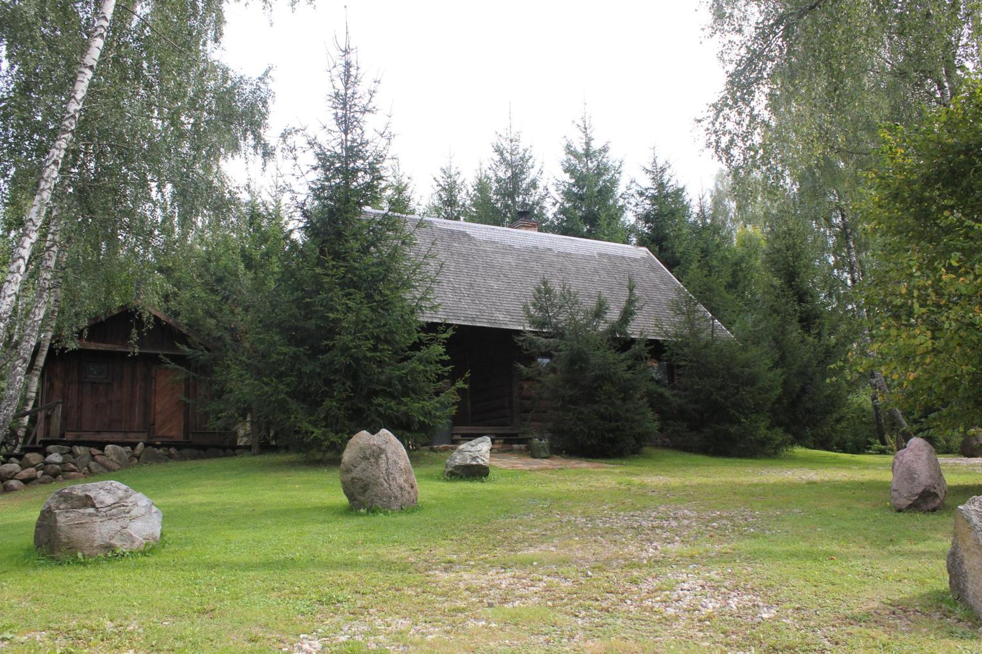 Prie Klykio Manor Hostal Utena Exterior foto